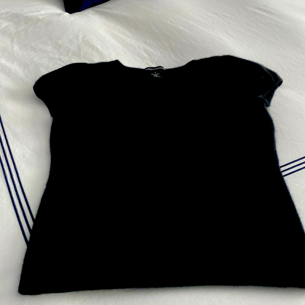 Sofiacashmere black sweater